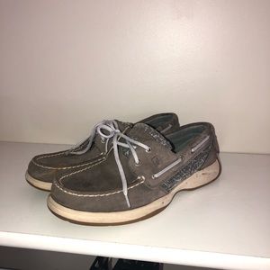 Grey sperry’s